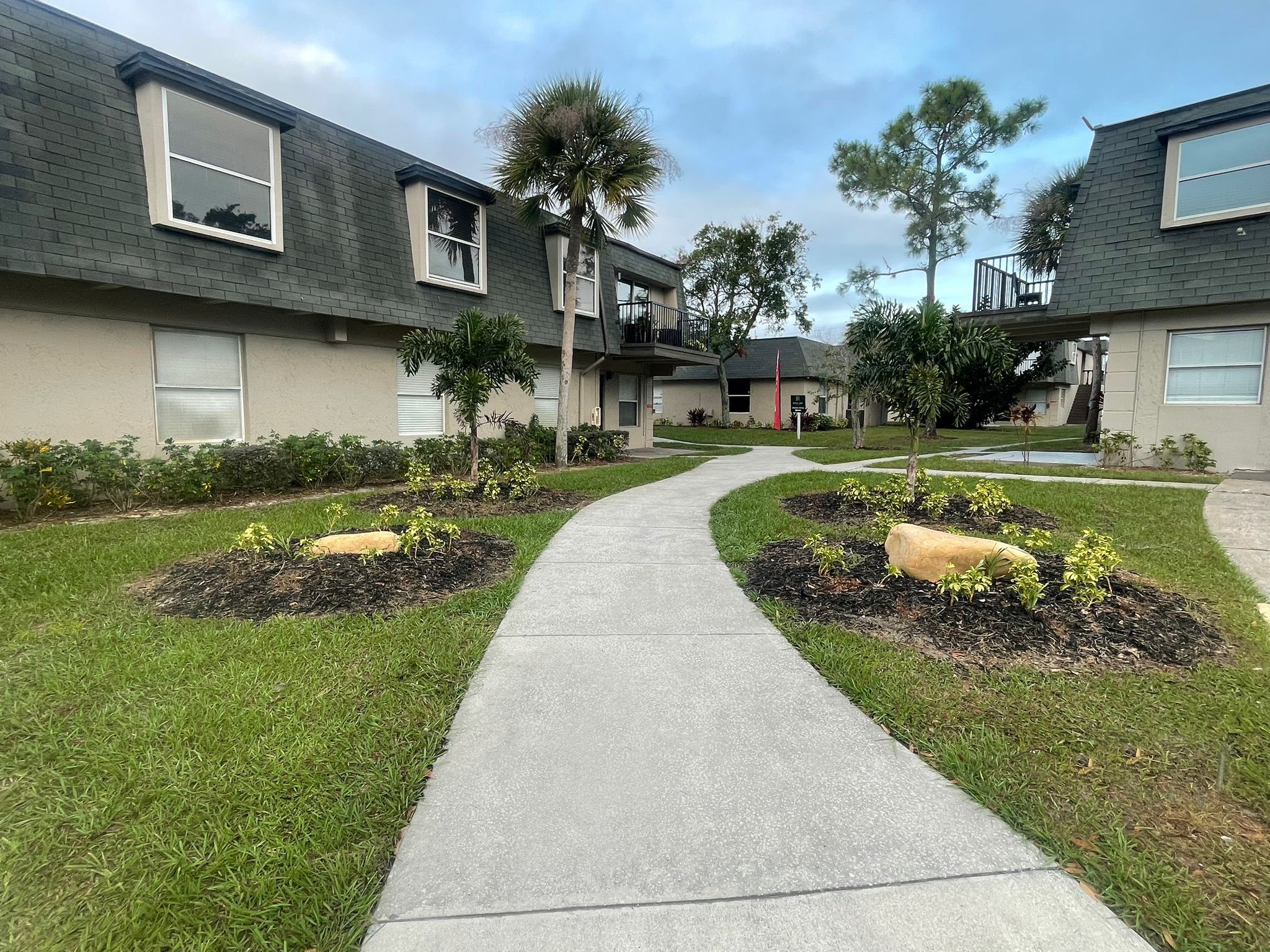 Dasmen Residential Tampa & Orlando Portfolio The Multifamily Advisory Group at Cushman